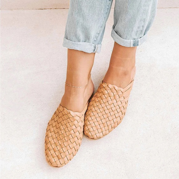 Liberté Tulum Woven Leather Mule Slides | Tan Leather | Size 11 - Picture 7 of 9